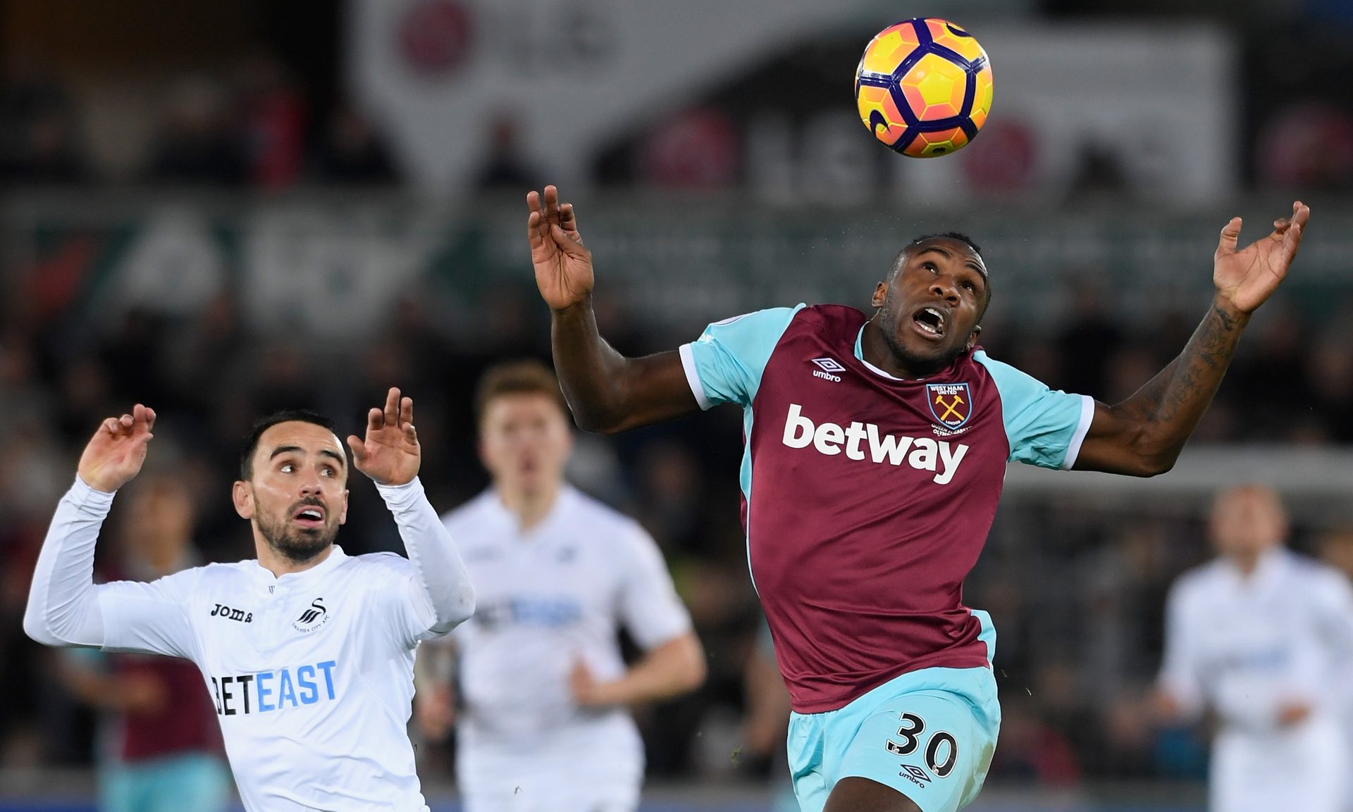 也是对球队 也是对球队